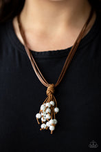 Load image into Gallery viewer, Tassel Trek - White